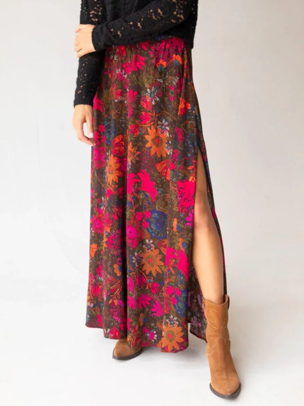 NATURAL LIFE Ginger Side-Slit Maxi Skirt Small Pink Calico Floral Rayon